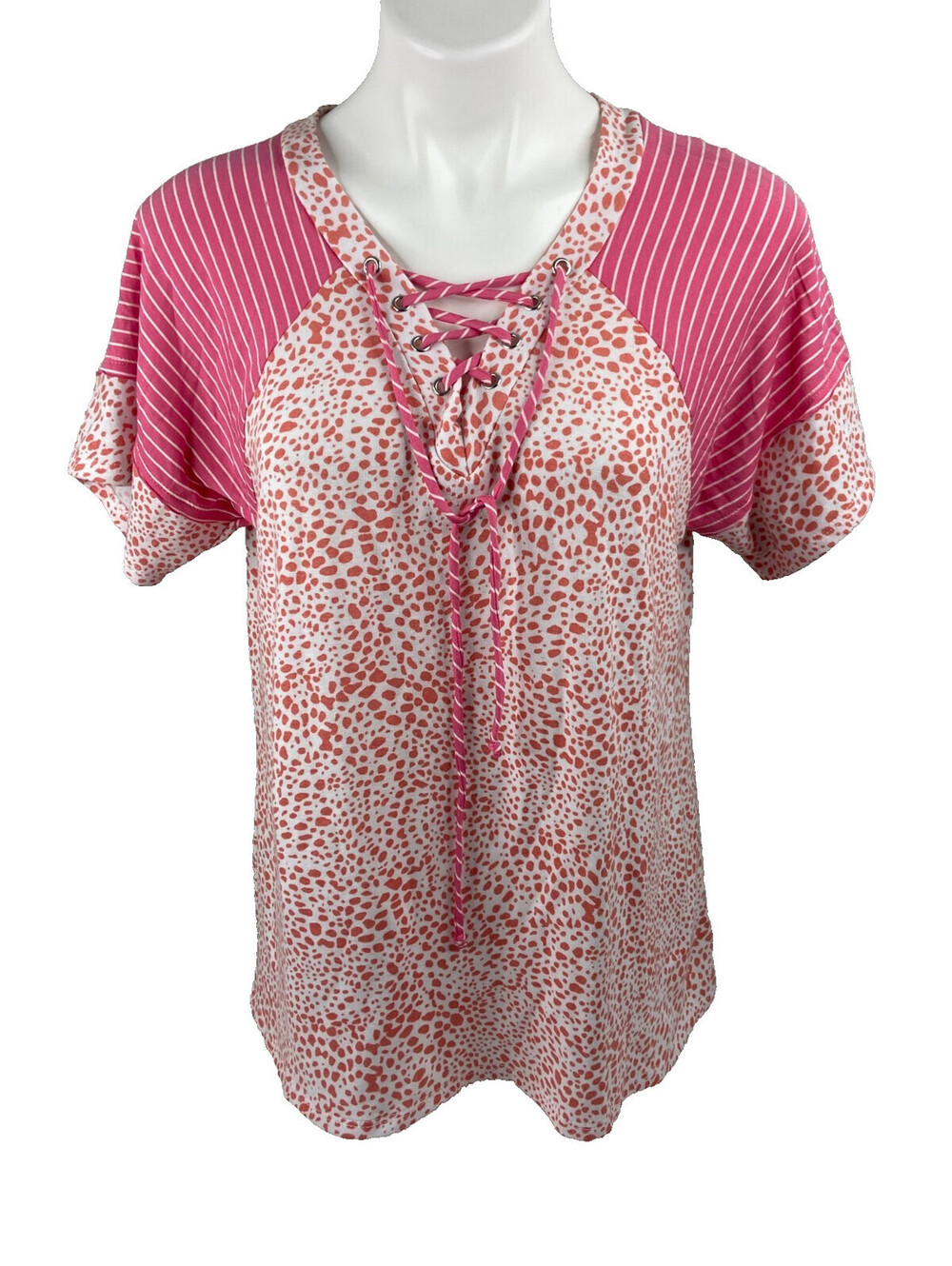 143 Story Line Up Women Medium Tunic Top Coral Pink Leopard Print Tie Neck NWT